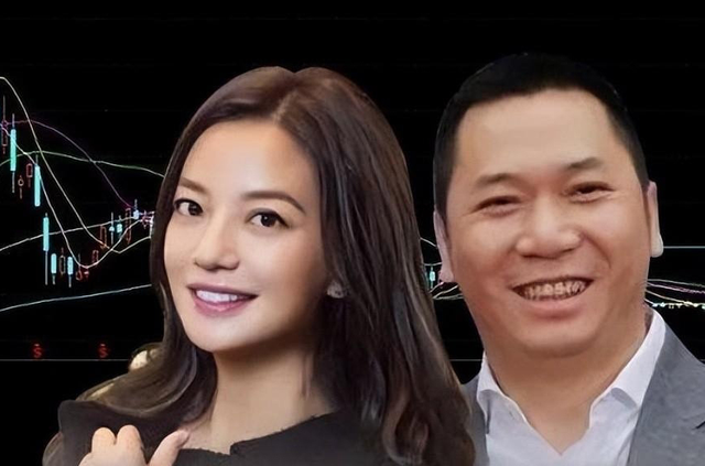 48岁赵薇现状：发福像大妈，哥哥离婚，父亲和公公去世