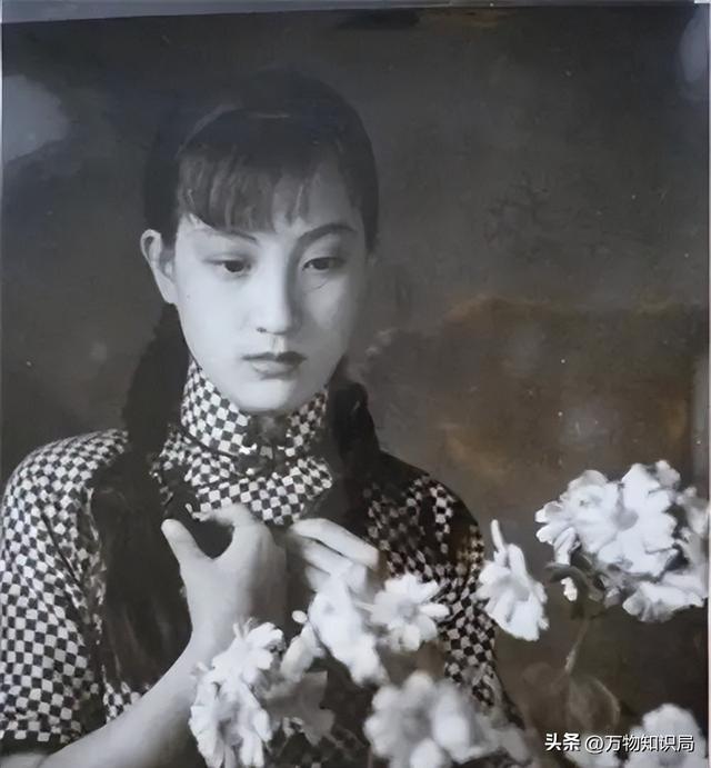 “金嗓子”周璇真的美吗？三岁容貌出众被拐，八岁差点被卖进青楼