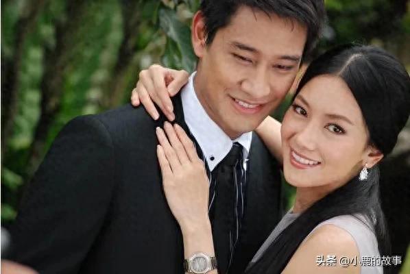 泰国男星Pong成都旅行，高大帅气像男模，游三星堆和峨眉山