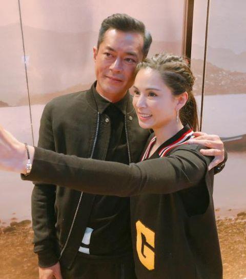 《神雕侠侣》24年后重聚，李莫愁慈眉善目，小龙女丝毫没变