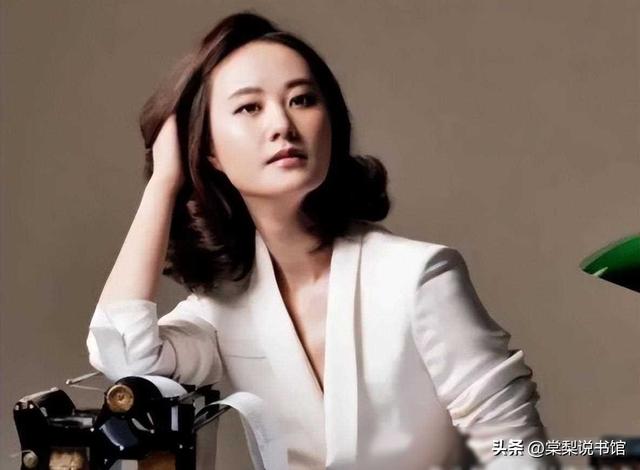 秦方：曾是重庆最美高考状元，今是央视知名女主持，42岁依然单身