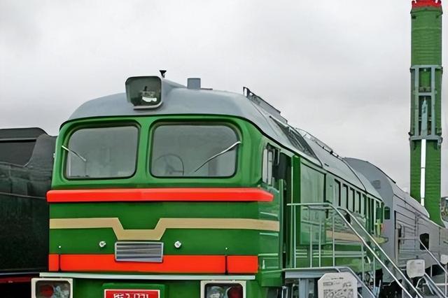 苏联末日列车：神出鬼没连美国都怕，一次可发射30枚核弹头