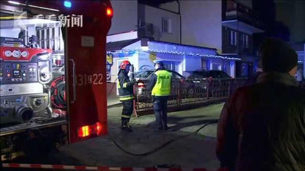 5名少女玩“密室逃脱”遇火灾 无法逃脱葬身火海