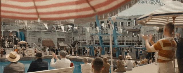 成人级无删减！高分爆款大女主爽片激情上映，票房却扑街？