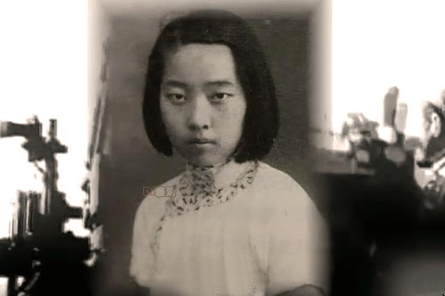 老照片:29位大明星的少女时代 个个像花骨朵般美丽 刘晓庆斗志昂扬