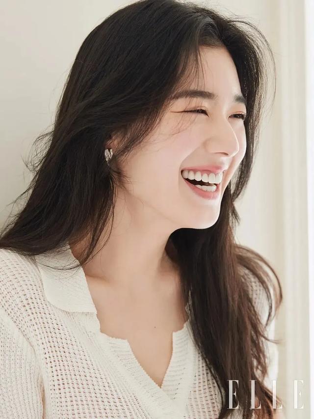 《不是任何人女儿的海媛》孤旅女生的欢愉与泪，心灵的成长与蜕变