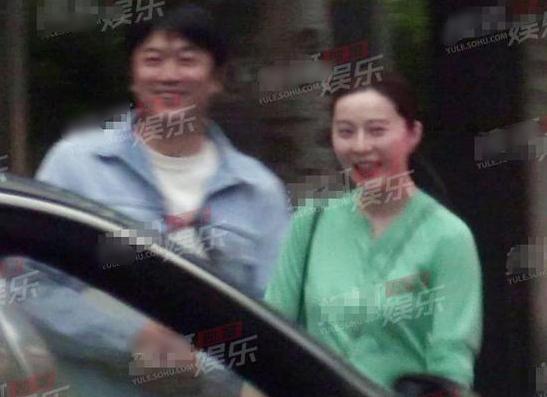 范冰冰重登国内杂志封面，身材暴瘦美出新高度