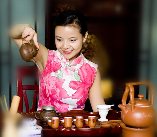 陈涓：不可思议的怪奇歌手，唱8种以上唱腔，美女男声趣味生