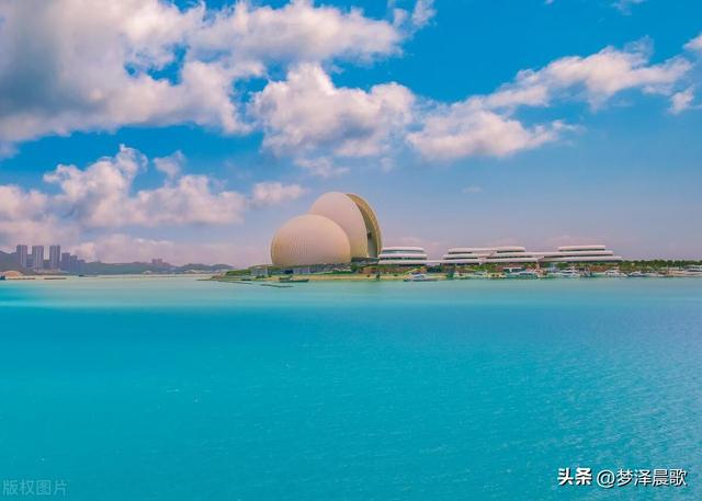 中国唯一建设在海岛上的歌剧院“珠海大剧院”