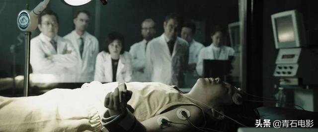 韩网评分8.57，被誉为韩版《超体》，导演前作是高分片《新世界》