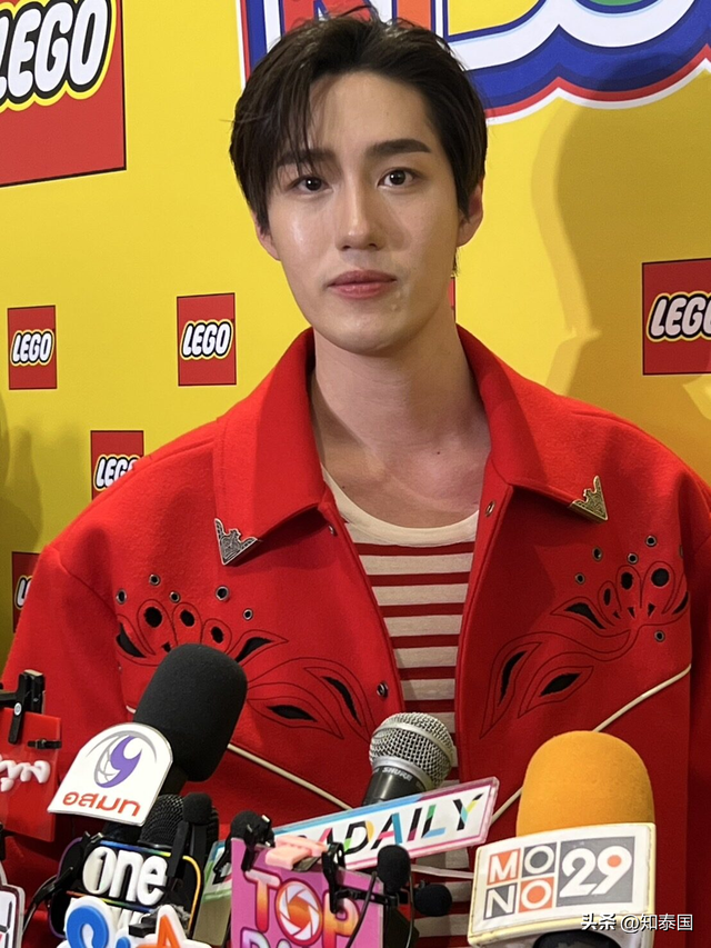 13年恋情结束!泰星Tor官宣与圈外女友分手!