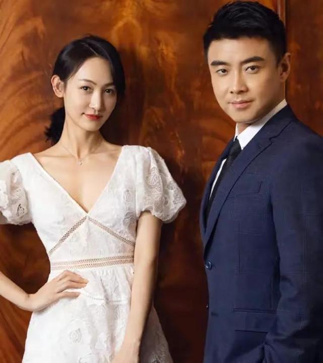 闫博雅：26岁嫁“乒乓冠军”王皓，伺候生病婆婆，为丈夫放弃梦想