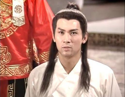 自感对TVB灰心！前亚视小生曝曾一年仅赚得3万，吃饭供楼都成问题