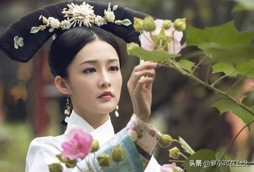 《如懿传》中寒香见是最美貌的女子，惊艳出场，却让帝后离心？