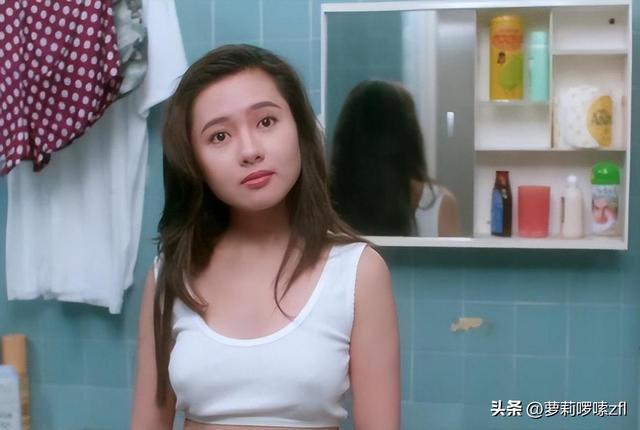 “艳星”影后李丽珍：三级片代表作火遍大街小巷，三点全露有多敢