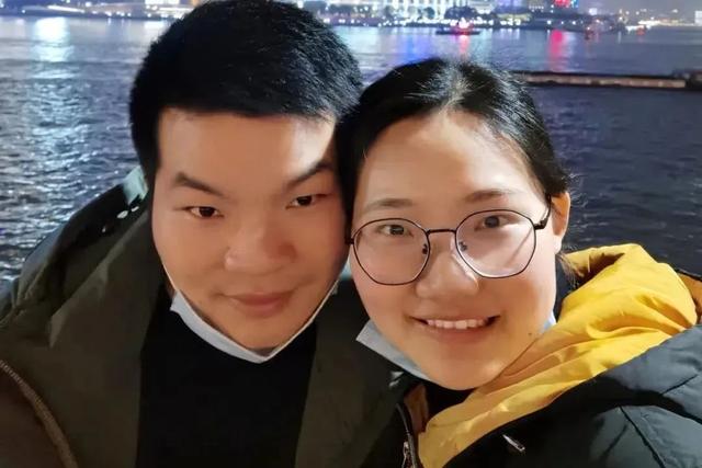 对于戒毒民警来说，爱情是“无论多晚，有我等你”！