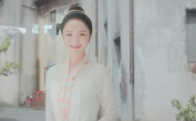 重温《小娘惹》才读懂,陈盛深情又多金,菊香不爱他是一件好事