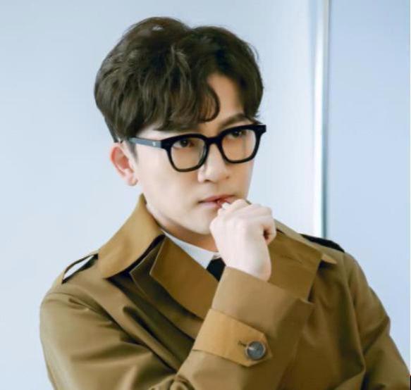 45岁苏有朋近照变化太大,和以前截然不同,吴奇隆:我都不敢认了