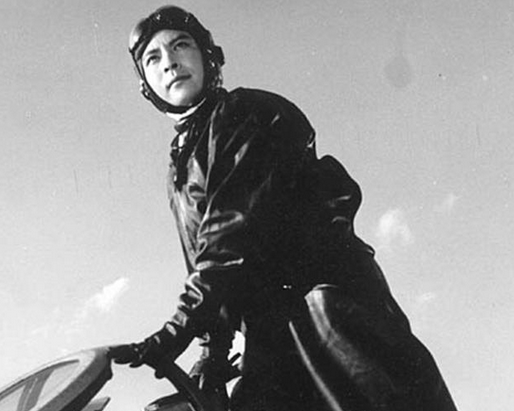 他是开国少将,妻子是老红军,长子却演了大半辈子国军将领