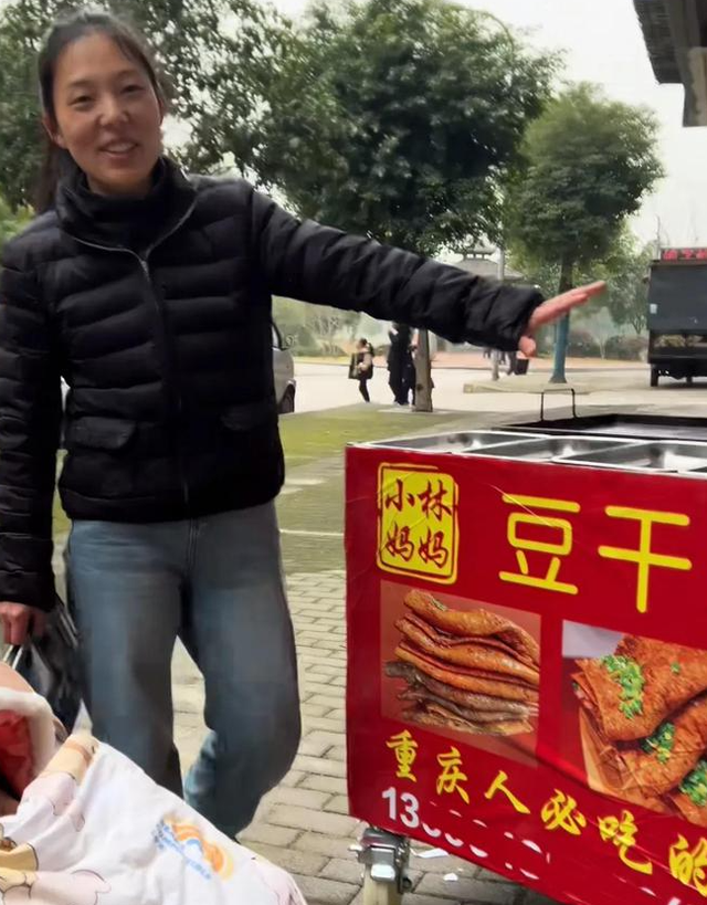 林静爆红涨粉50万，那个把她赶出家门的婆婆，肠子可能都要悔青了