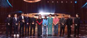 咖位(电影之夜内场座位暴露咖位刘亦菲前排被嘲，朱一龙李易峰退后方)