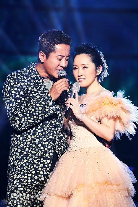 “玉女皇后”杨钰莹的迷乱情史，深陷红楼丑闻，一次恋爱影响一生