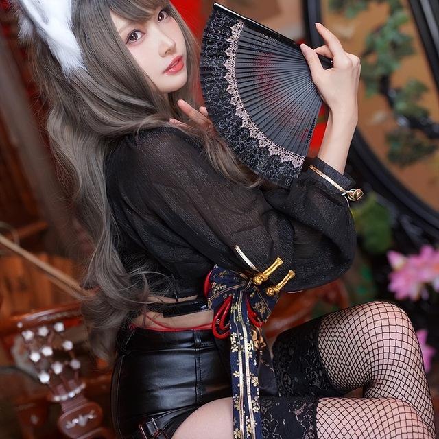 日本黑丝辣妹シスルCos美图赏 妖娆S气的小妖精