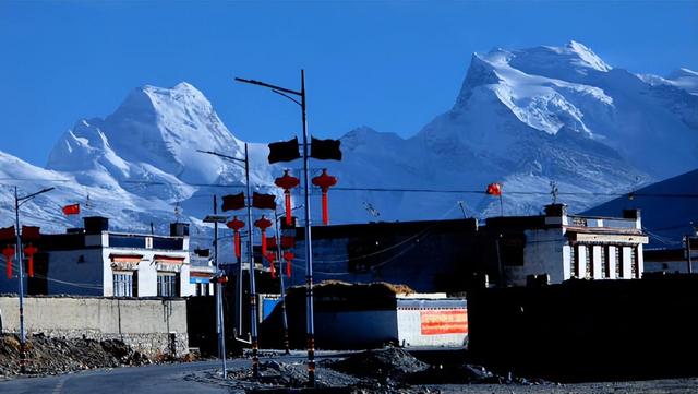 扼住印度“七寸”!仅有1.5万人的亚东县,对我国到底有多重要?