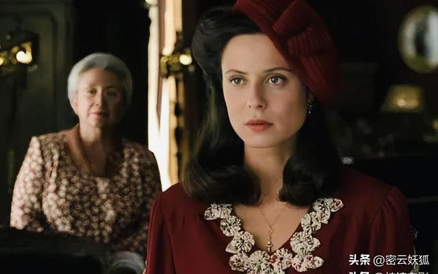 全裸上阵，彻底放飞，这些欧美电影，据说是清场拍摄，很露骨