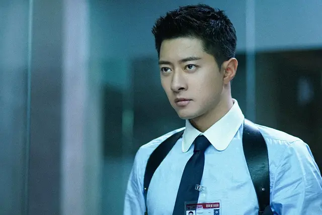 都市谍战剧《风暴舞》陈伟霆、古力娜扎、郭家豪、任达华等主演