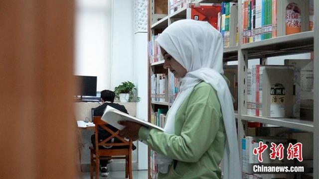 巴基斯坦留学生田花花:偏爱中文,勤学中医