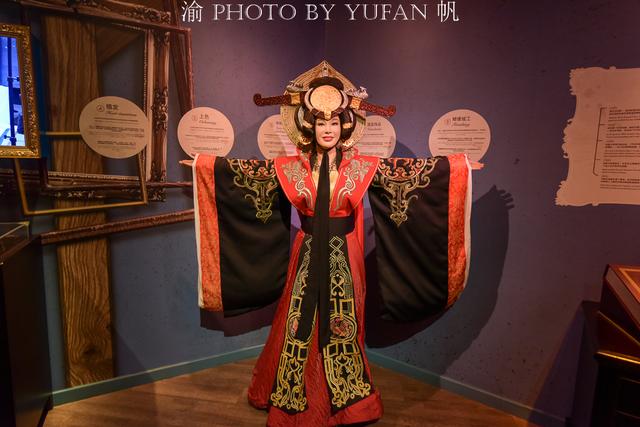 在重庆可以一次与几十位中外明星面对面？没想到竟然是真的