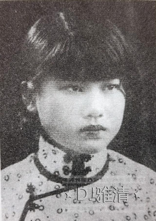 老照片:29位大明星的少女时代 个个像花骨朵般美丽 刘晓庆斗志昂扬