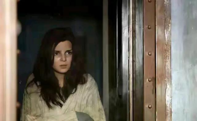 尺度暴击！深夜艺术！这6部欧美绝色片，后劲十足，值得细品