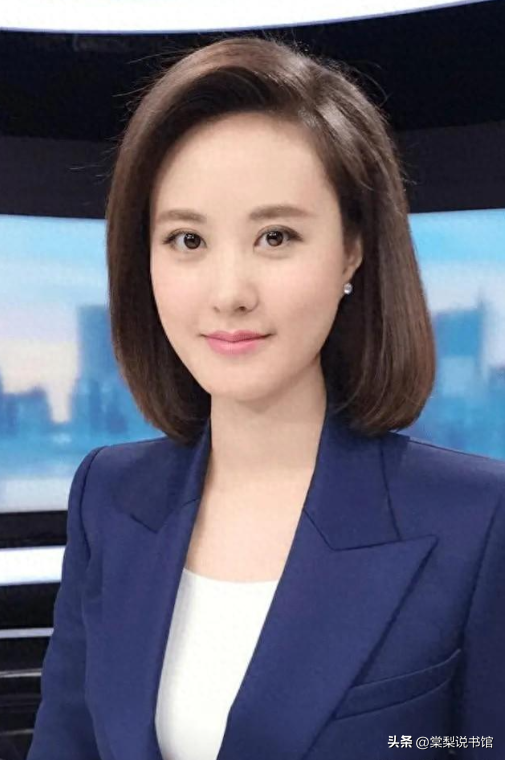 秦方：曾是重庆最美高考状元，今是央视知名女主持，42岁依然单身