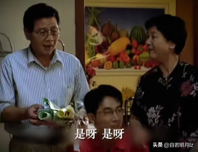 51岁康祈耀的悲剧人生：仕途不顺难升职，两任老婆远走不在身边