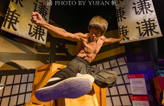 在重庆可以一次与几十位中外明星面对面？没想到竟然是真的