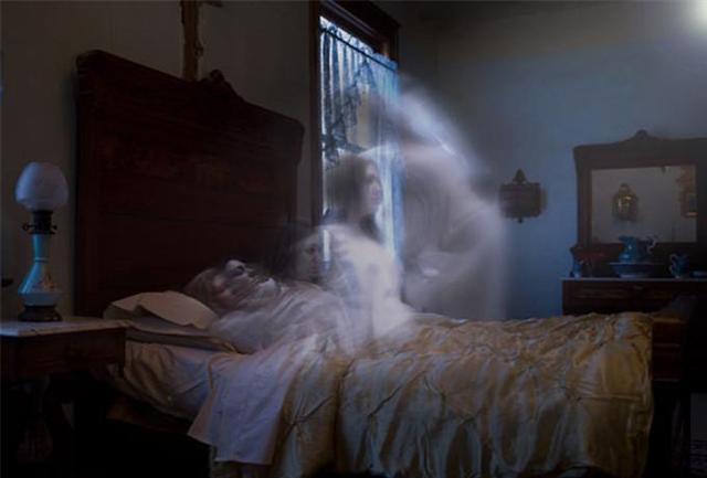 自称来自“金星”的女人，揭开人类起源之谜，是真的还是骗局？