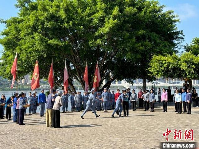 新长征再出发：不同岗位同一份传承 江西赣州英烈后代赓续红色血脉