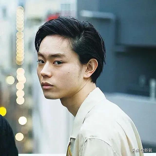 又丧又纯净！日本神颜菅田将晖长得好嚣张