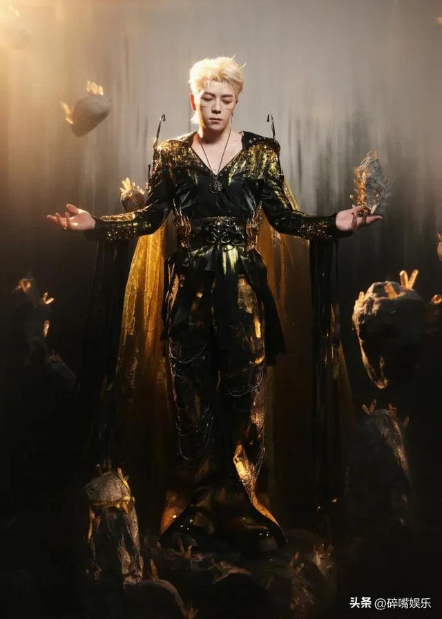 王栎鑫X巡回演唱会：粤会之夜，燃爆青春！