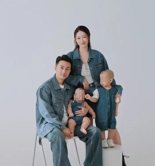 千万网红耀阳疑似出轨!妻子佳慧发文和平分手,二胎出生刚满半年