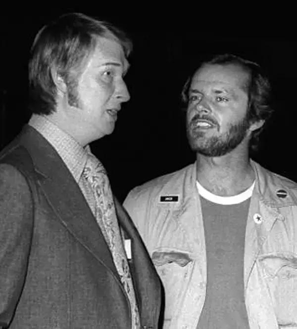 这部鲜为人知的电影，有丑爷和梅姨的“情事”！