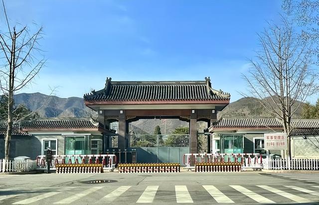中国最高级别监狱，能入住的全是高官，更有待遇顶格的特殊监区