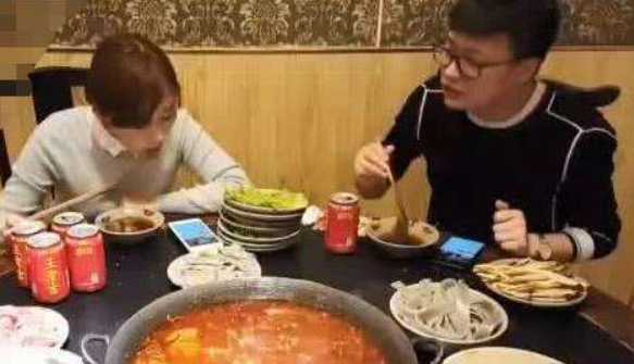 密子君：吃播界鼻祖，大胃王被央视批评浪费后，为何她却人气依旧