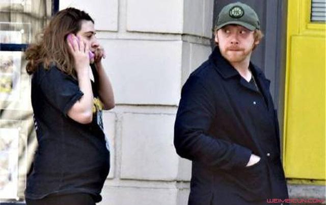 哈利波特罗恩升级当爸 罗恩结婚了吗老婆是谁个人资料正面照