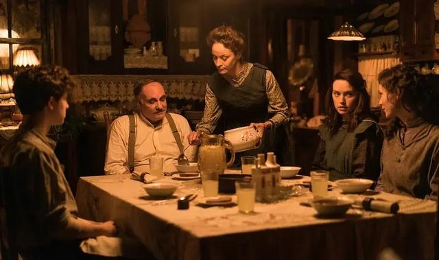 成人级无删减！高分爆款大女主爽片激情上映，票房却扑街？