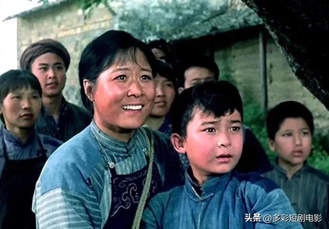 《闪闪的红星》是一部经典的红色儿童电影