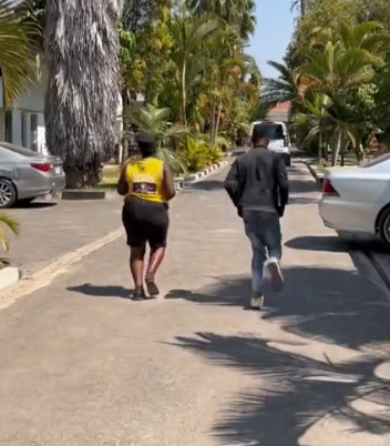 hello先生：小伙海外6年变“非洲大王”，却因卢克事件被迫离开？