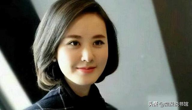 秦方：曾是重庆最美高考状元，今是央视知名女主持，42岁依然单身